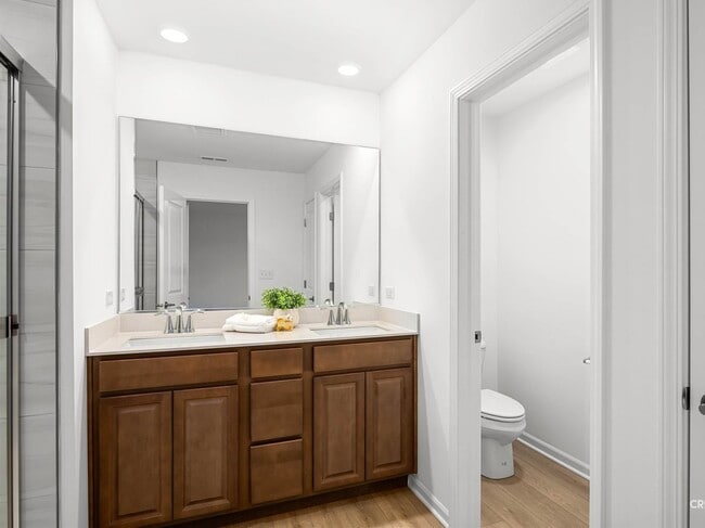 Building Photo - 14954 Dyer Ln