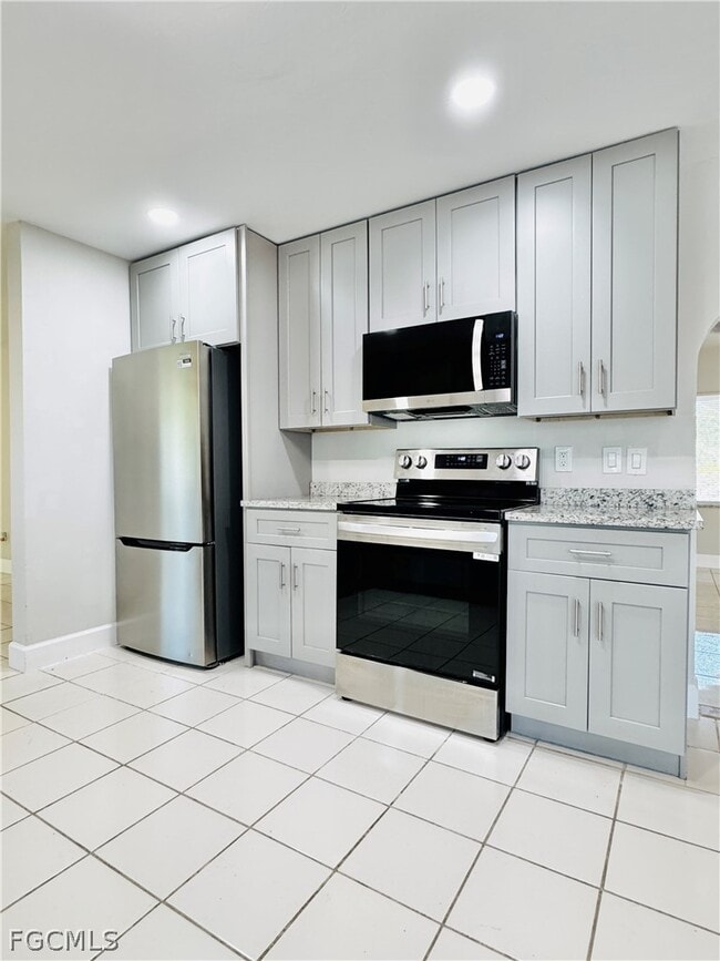 Building Photo - 5015 Lee Blvd