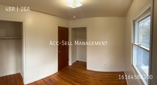 Building Photo - 530 Hall St SE