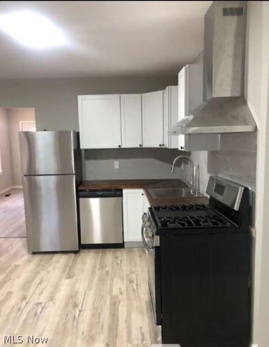 Building Photo - 3010 Daisy Ave