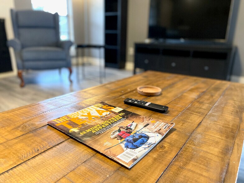 Building Photo - 11922 Tobler Trl