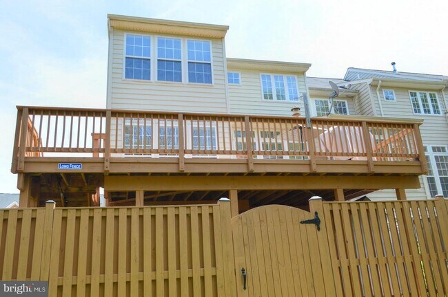 Building Photo - 22111 Chelsy Paige Square