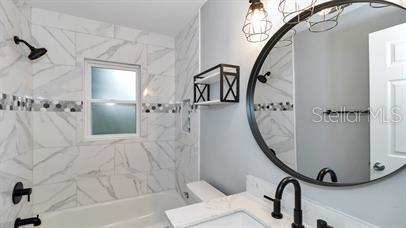 Building Photo - 39953 Sunburst Dr
