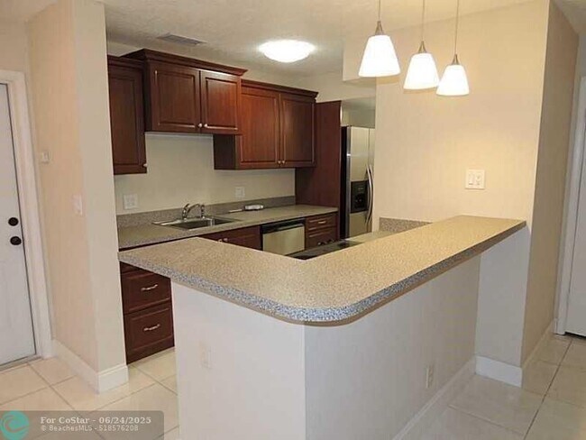 Building Photo - 2907 NW 89th Terrace