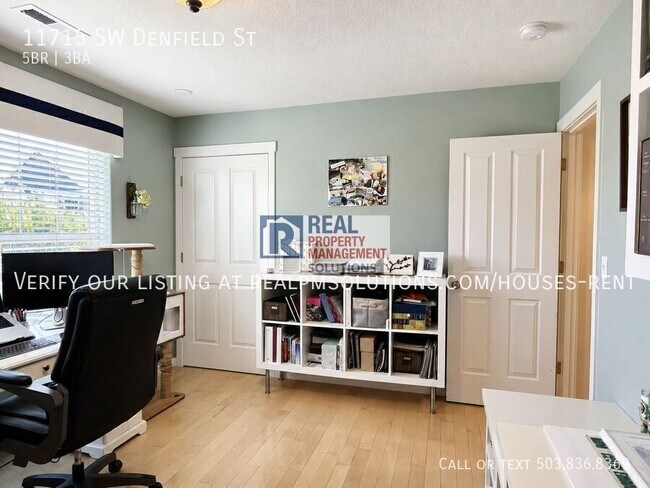Building Photo - 11715 SW Denfield St