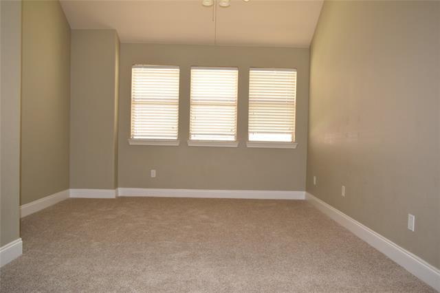 Building Photo - 5201 Birchwood Dr
