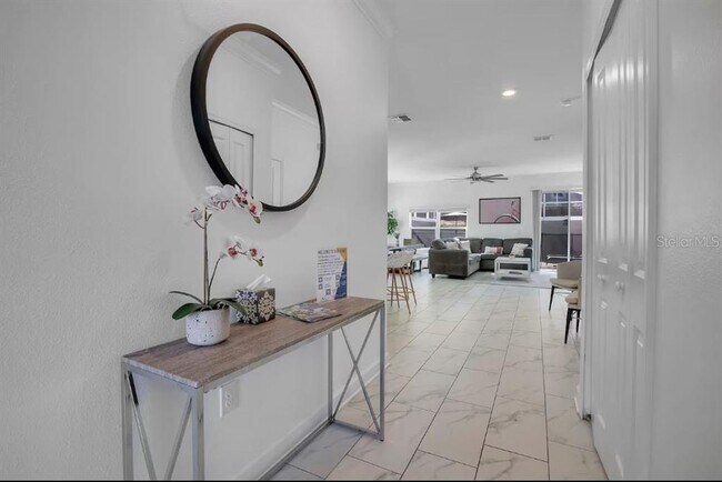 Building Photo - 1034 Splash Shot Pl