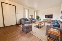 Building Photo - 8109 NW Gray Warr Ave