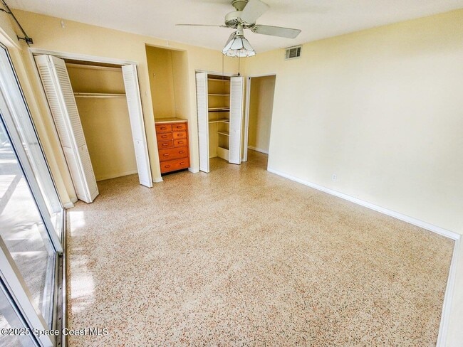 Building Photo - 1181 Sunny Point Dr