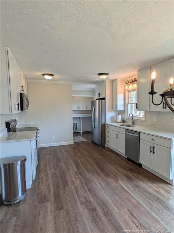 Building Photo - 15 Happy Valley Dr