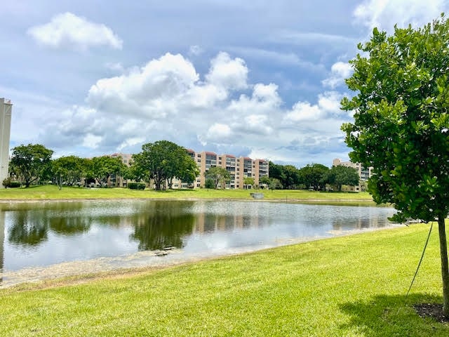 Building Photo - 14468 Three Ponds Trail