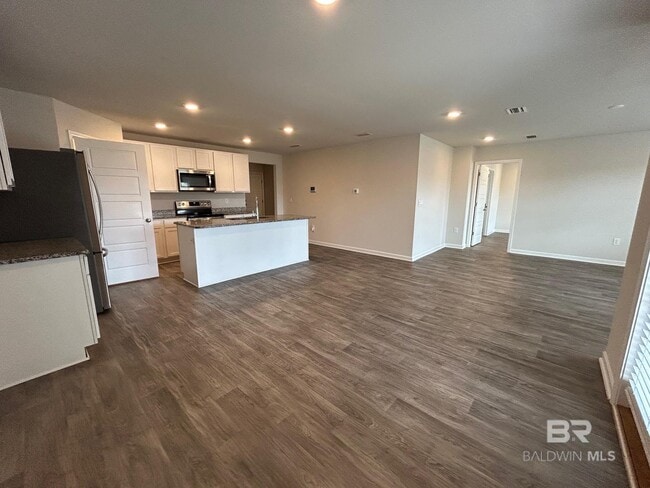 Building Photo - 20866 Petal Dr