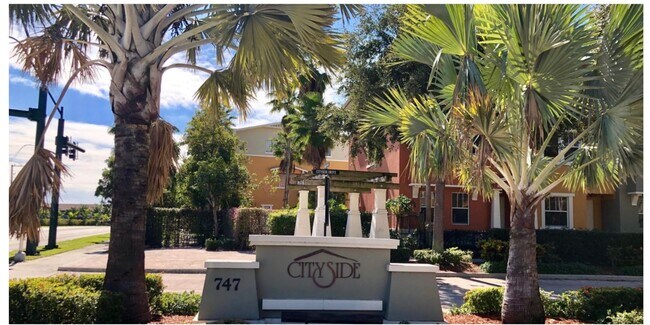 Building Photo - 4 BEDROOMS 3.5 BATHROOMS!! GATED COMMUNITY