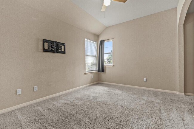 Building Photo - 197 Ferrule Dr
