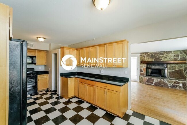 Building Photo - 3 Bedroom Pet-Friendly Home in Tucson, AZ ...