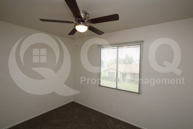 Building Photo - 6134 N 30th Ave