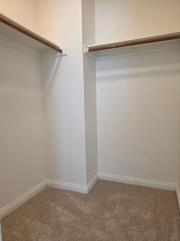 Building Photo - 27875 Avenida Armijo