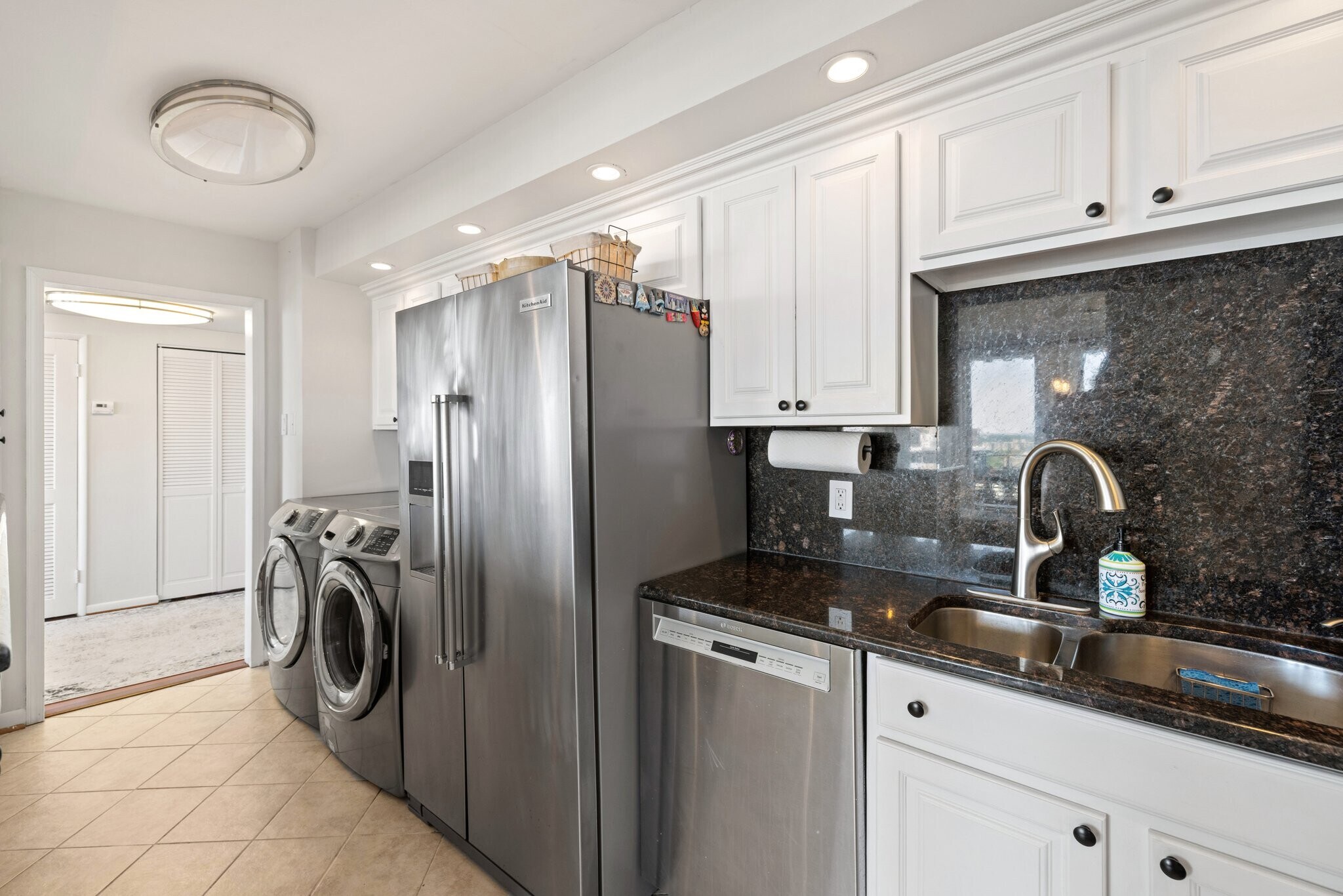 Building Photo - 6301 Stevenson Ave