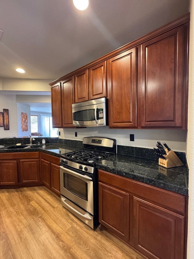 Building Photo - Fully Furnished South Reno Home | 3 Bed + Office | Mountain Views