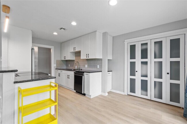 Building Photo - 12214 Braewick Dr
