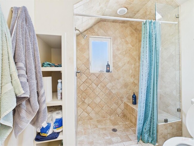 Building Photo - 4604 Avenue H