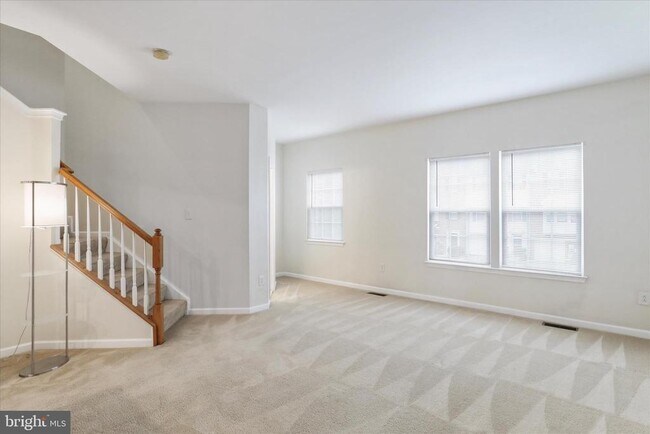 Building Photo - 15 Tidewater Terrace