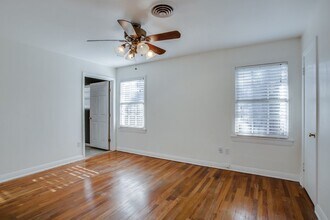 Building Photo - Pre Leasing for fall 2026! 3/2 in Tech Terrace!