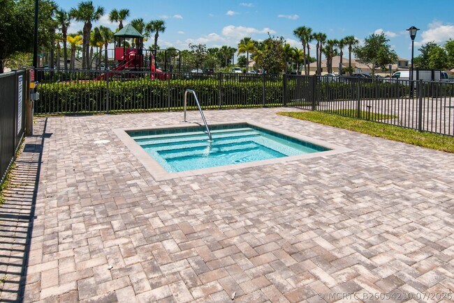 Building Photo - 9851 E Verona Cir