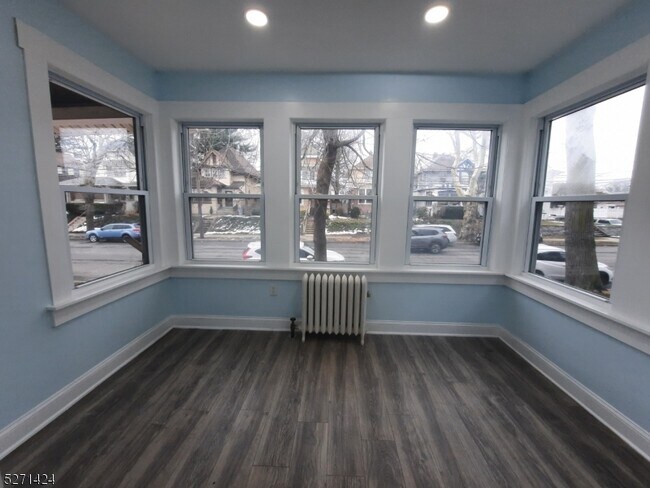 Building Photo - 174 Joralemon St