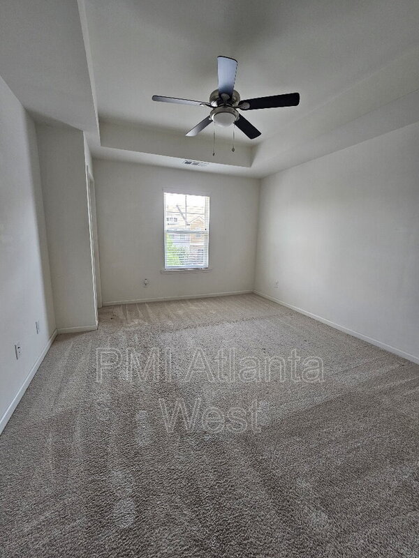 Building Photo - 827 Ambient Way