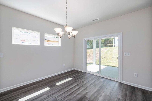 Building Photo - 4BR/2.5BA Home – 2,151 Sq Ft | Prime Location Between Downtown Durham & Brier Creek