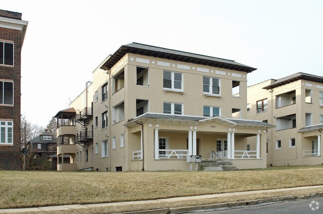 Primary Photo - 3403 Fairview Ave
