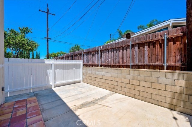 Building Photo - 15005 Badlona Dr