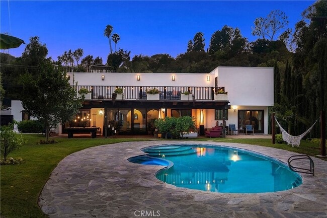 Building Photo - 3092 Laurel Canyon Blvd