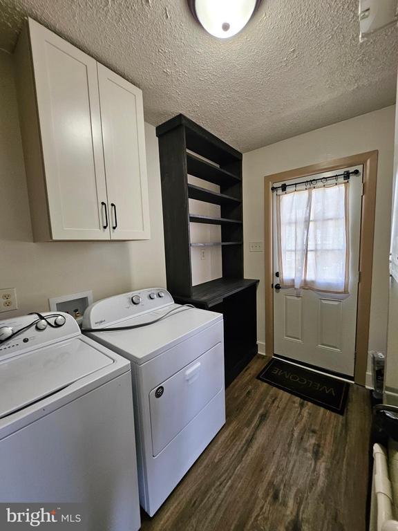 Building Photo - 729 Faulkner Ave