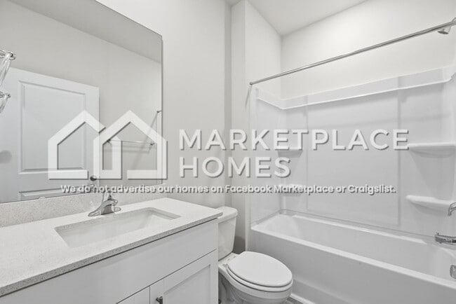 Building Photo - 1200 Pavo Path