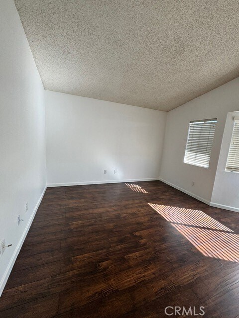 Building Photo - 5139 Independence Ct