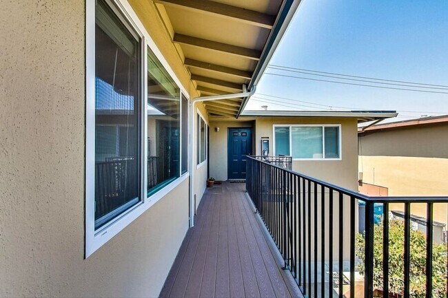 Building Photo - 1758 S Grant St