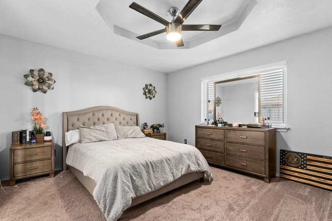 Building Photo - Beautiful home in available June 1st