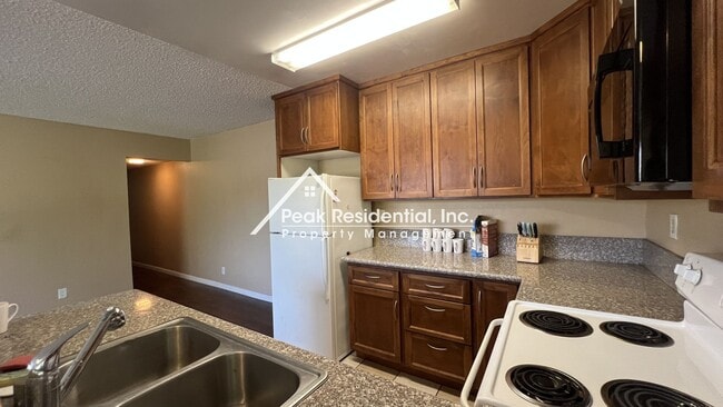 Building Photo - 5555 Keoncrest Cir