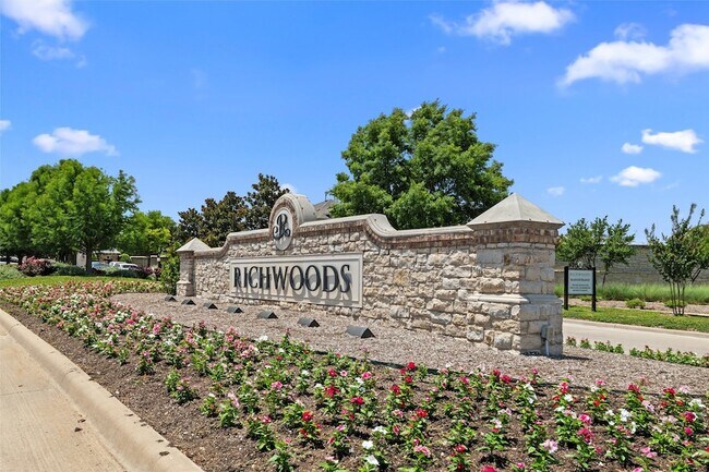 Building Photo - 13401 Mardi Gras Ln