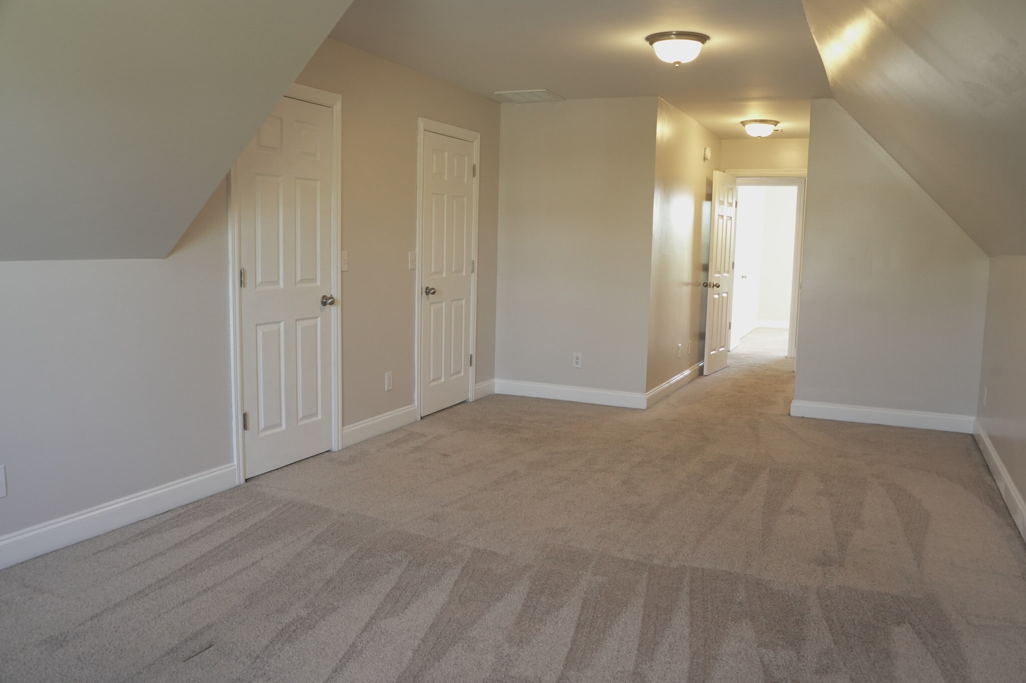 Second Floor Bonus Room With Reading Nook, and 2 Large Closets Closets (12x22) - C - 393 Hays Blvd