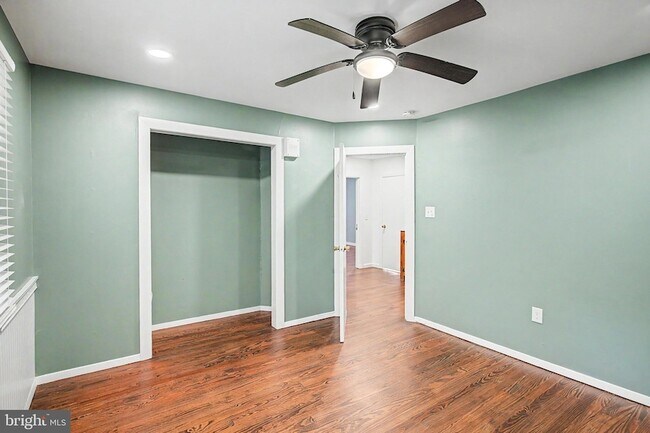 Building Photo - 26 French Ln