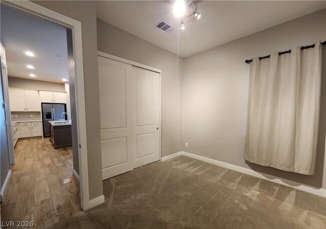 Building Photo - 130 Nine Mile Creek Dr