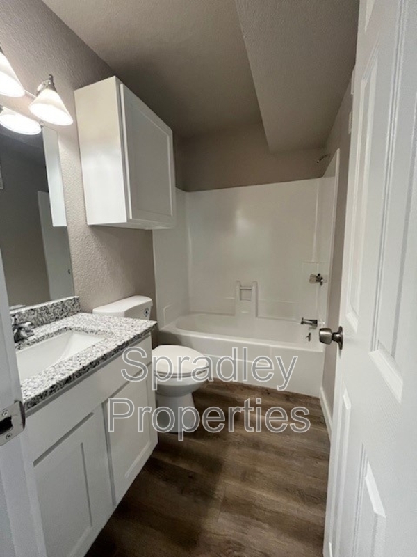 Building Photo - 200 Bosque Rd