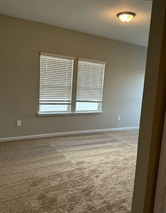 Building Photo - 657 Silver Landing Dr