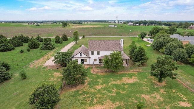 Building Photo - 5855 Co Rd 408