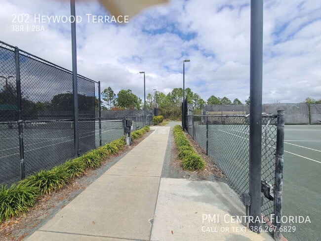 Building Photo - 202 Heywood Terrace