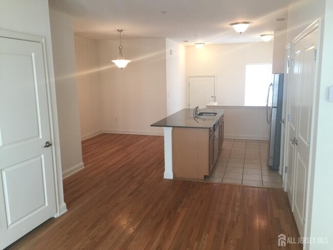 Building Photo - 143 Gawron Ct