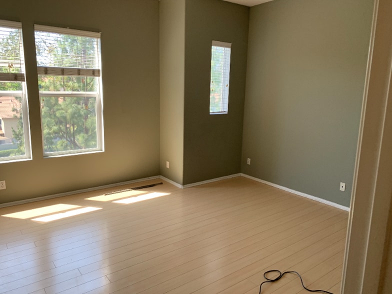 Building Photo - 1115 Armstrong Dr